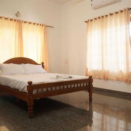 Joby Homestay Kadamakudy Kochi Luaran gambar